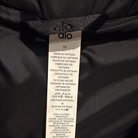 Alo Gold Rush Puffer in Black - Picture 8 of 11